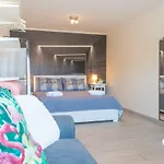 Brand New Studio With Terrace & Parking